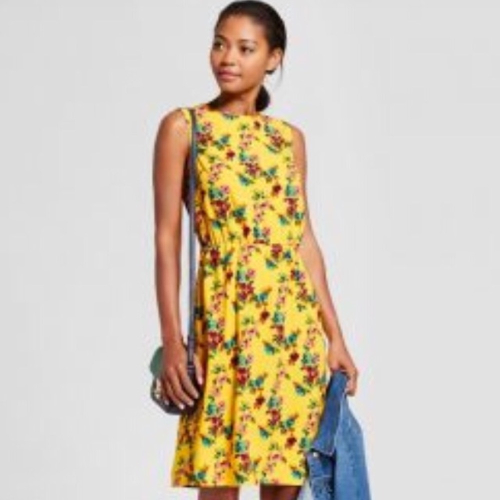 Floral sleeveless dress